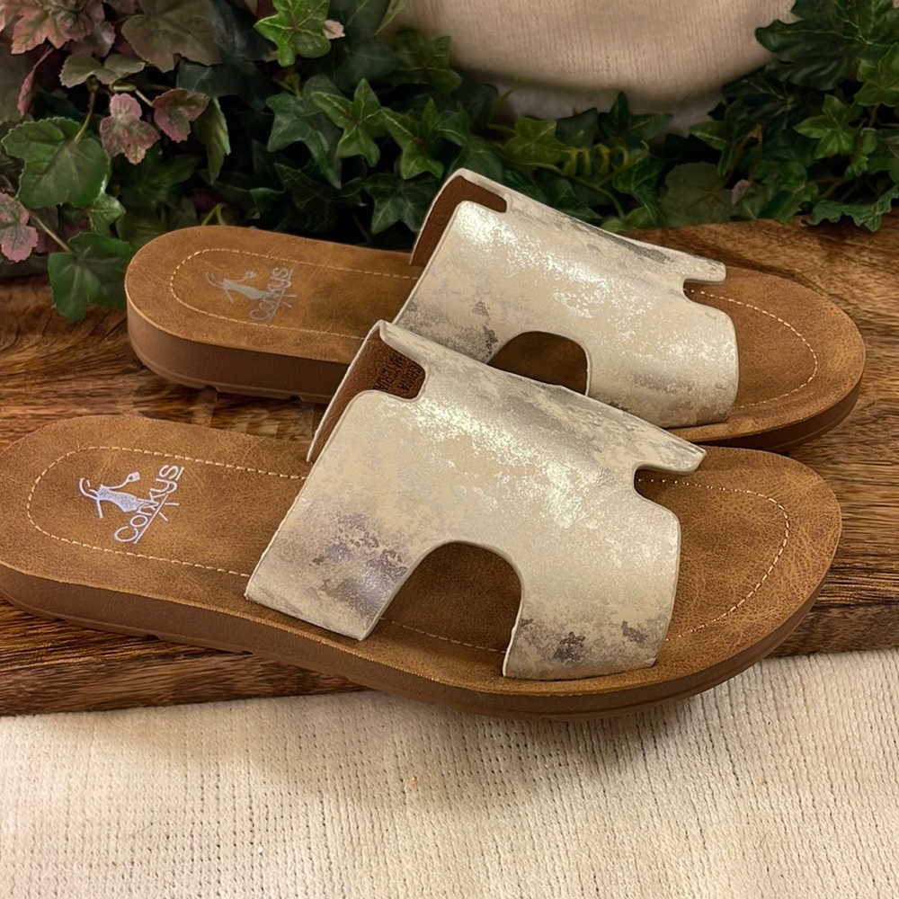 Corkys Metallic Pearl White Slide Sandals